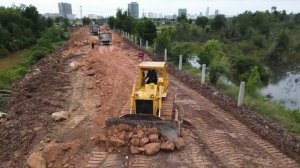 Part_6. Строительство дороги с использованием горного камня. Бульдозер толкает камни.