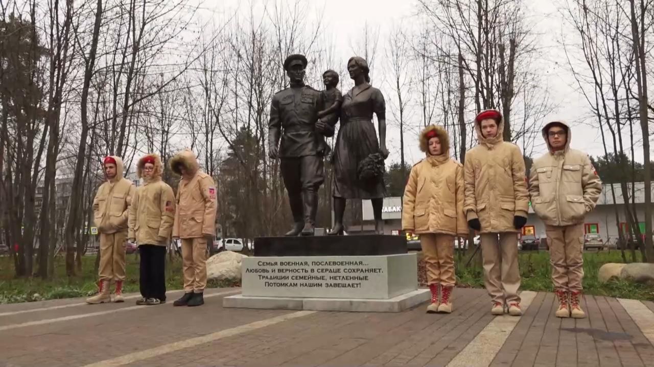 Послевоенная молодая семья смотреть онлайн