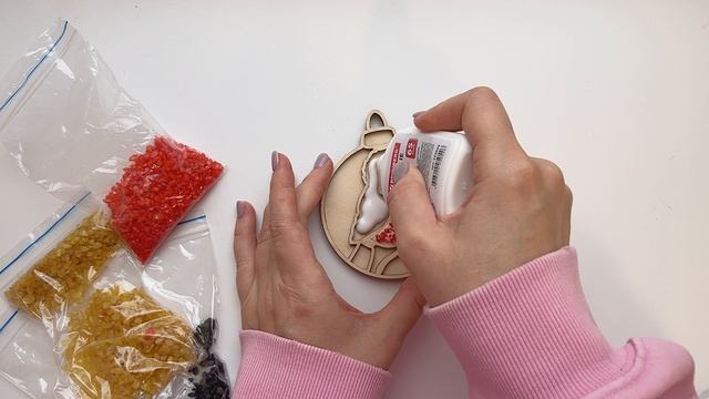 Игрушки на елку своими руками. Набор мозаики. Распаковка для детей и творчества.