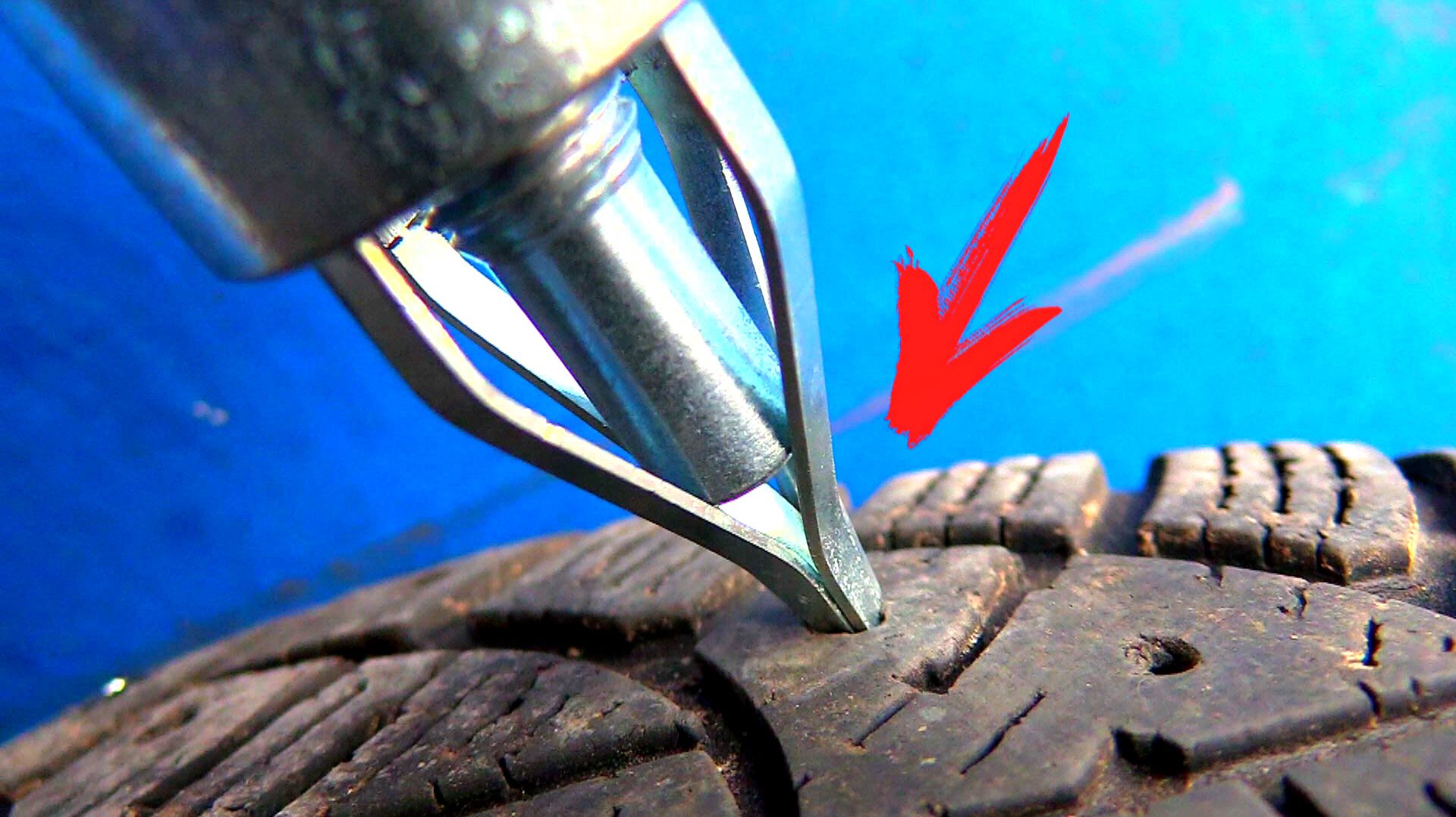 Не ездите в шиномонтаж пока не посмотрите это видео!