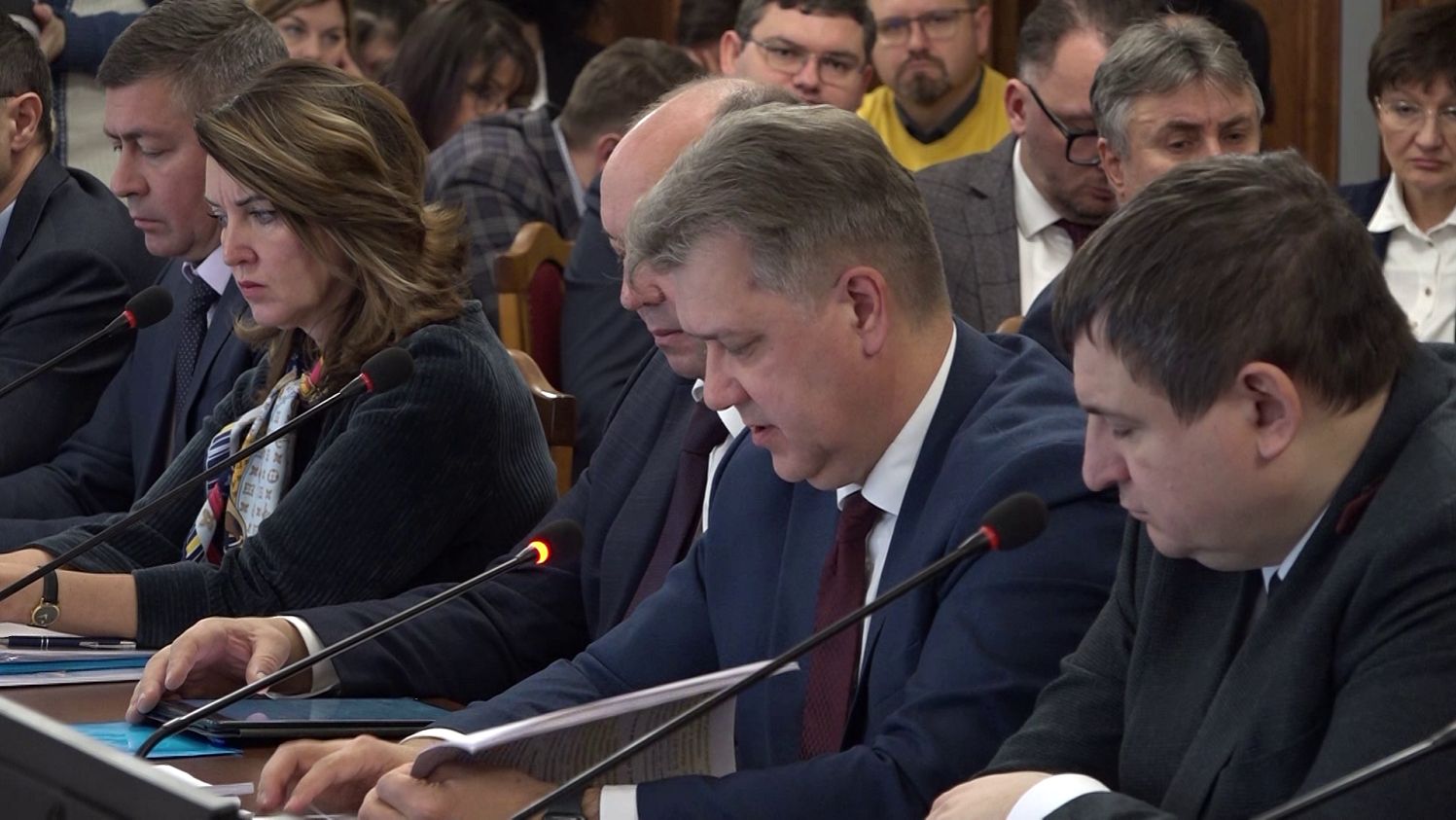 В Новосибирской области значительно снизились сборы по налогу на прибыль смотреть онлайн