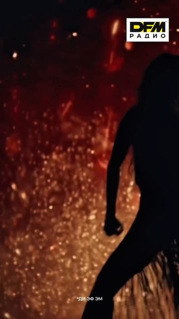 Майли Сайрус презентовала клип на песню «Dream As One» - саундтрек к «Аватару»! смотреть онлайн