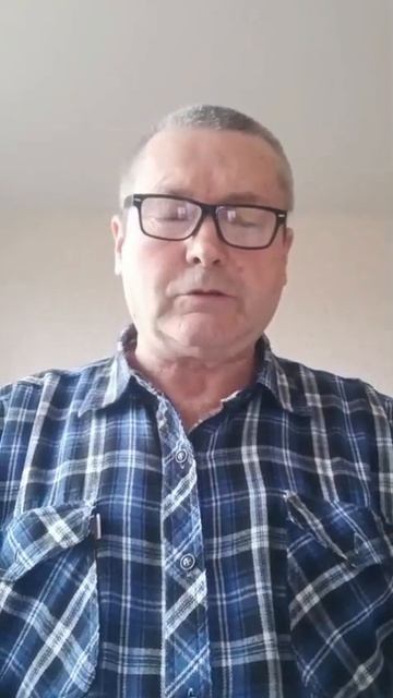 Стихотворение про зиму.
Читает автор Виктор Репин.