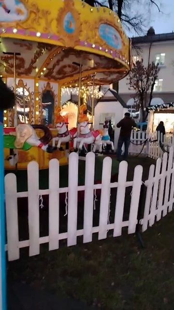 Атмосфера на улице Гоголя в Бресте смотреть онлайн