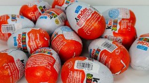 ОТКРЫЛИ КИНДЕР СЮРПРИЗ 25 ЛЕТ СПУСТЯ!) ЧТО ВНУТРИ?