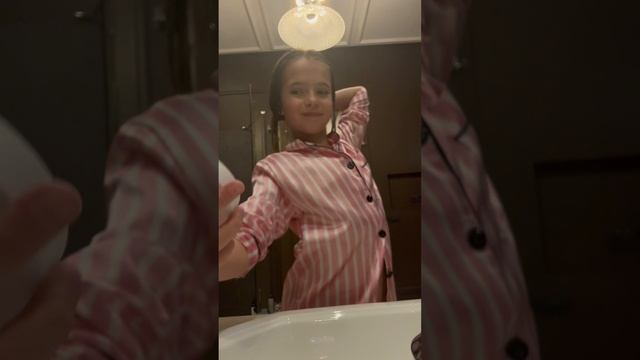 Влог как я мою голову💗 смотреть онлайн