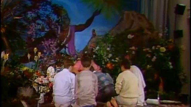 23.04.1989 г. Пуджа Шри Хануману. Маргит. Англия. смотреть онлайн