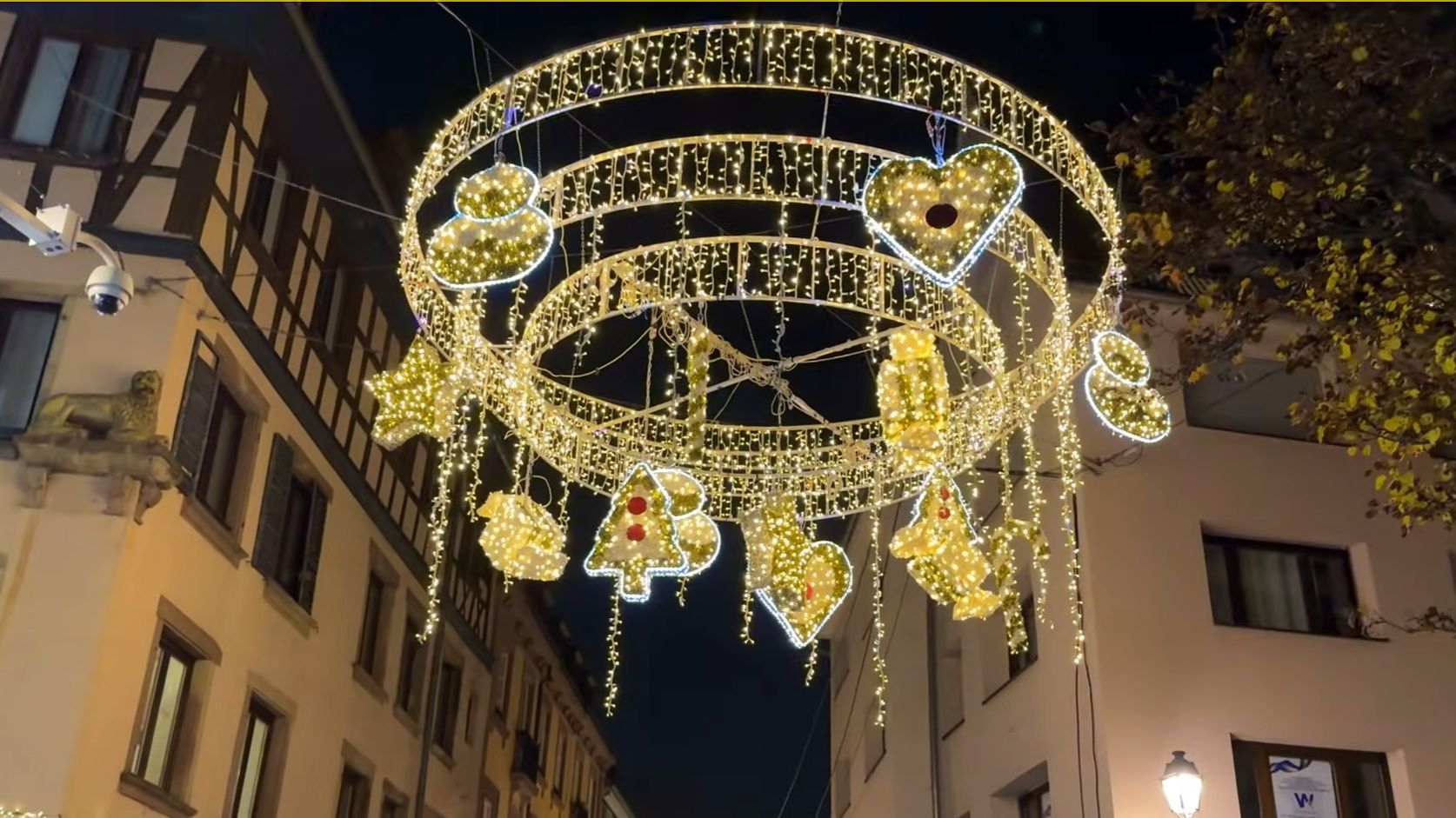 🇫🇷 Самая красивая рождественская ярмарка в Европе - Страсбург, очаровательный рождественский город смотреть онлайн