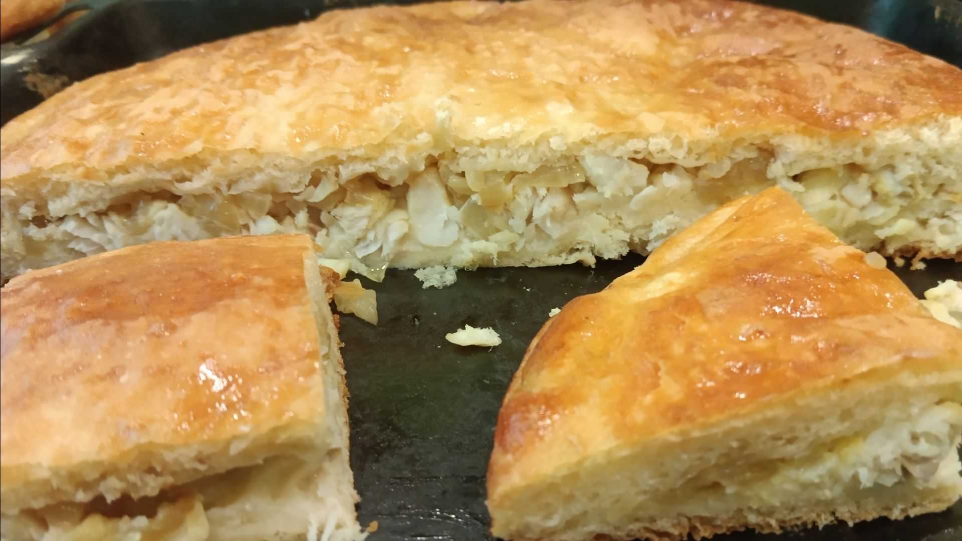 Рыбник с треской и Витушки с маком. смотреть онлайн