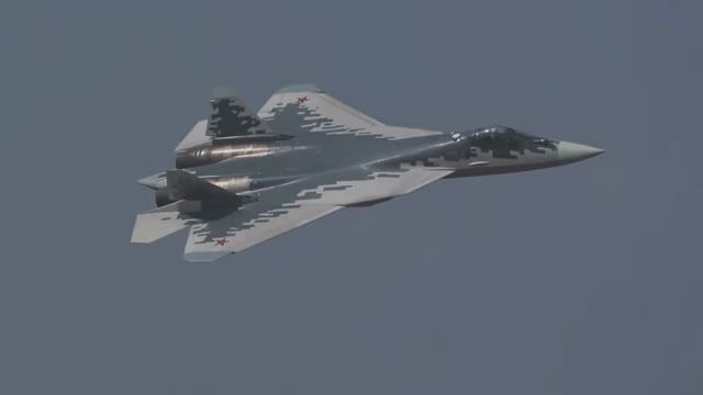 СУ57 на авиашоу в Китае 2024 (Annie Lennox) смотреть онлайн