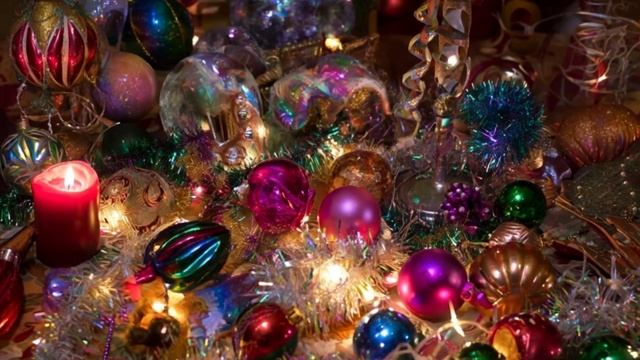 Футаж. Фон. Новогодние игрушки. смотреть онлайн