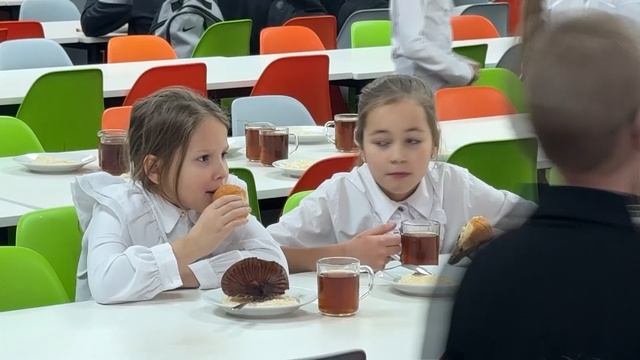Как кормят в одной из каменских школ? Панорама 09.12.25 смотреть онлайн