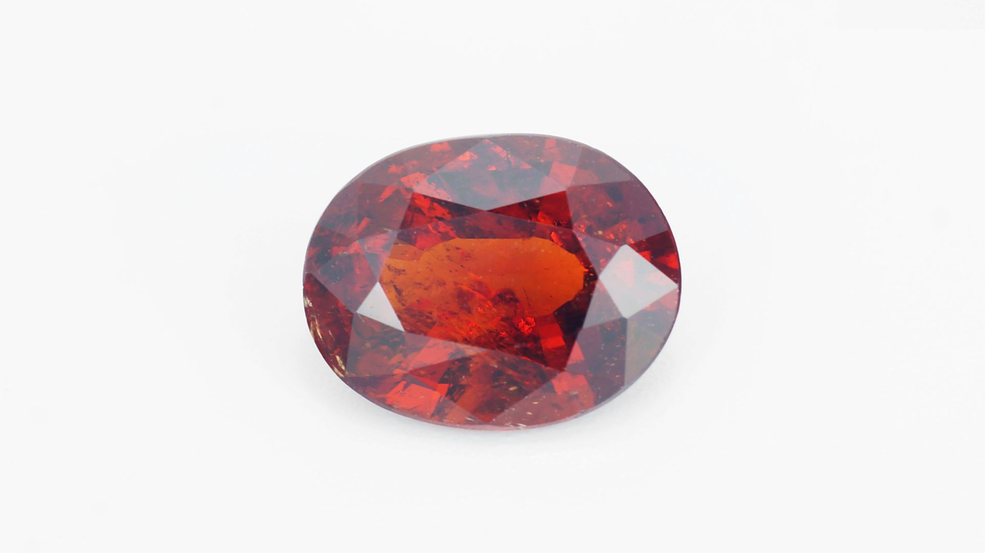 Гранат Спессартин 4.10 карат смотреть онлайн
