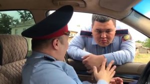 Прикол про гаишников.