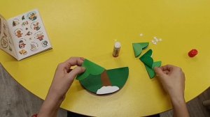 Ведет занятие Кисурина О.П. «Новогодняя открытка»