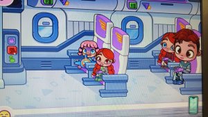 Семья встретилась с бабушкой и дедушкой в аэропорту. И все полетели на юг. Аватар ворлд