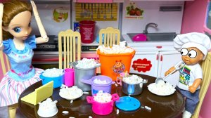 ГОРШОЧЕК НЕ ВАРИ! КАК Я КАШУ ГОТОВИЛ🤣🤣 Катя и Макс веселая семейка! Куклы Барби истории Даринелка