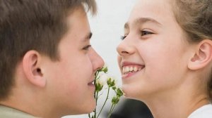 Дарите женщинам цветы