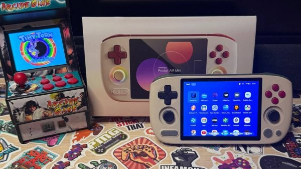 Новинка Ayaneo Pocket Air Mini портативная игровая консоль.