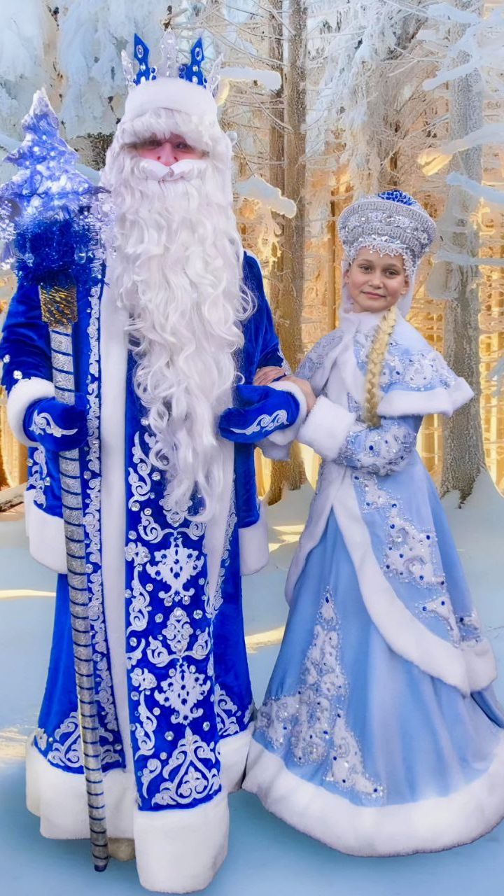 Новогоднее видео поздравление с вашим текстом от Деда Мороза и Снегурочки! Тел +79266019010