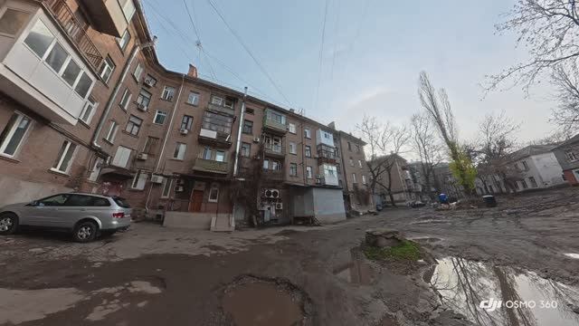 Прогулка по Луганску! Центр! кв. Еременко и Алексеева, 17я и 20я Школа, Гармошка и Китайская Стена! смотреть онлайн