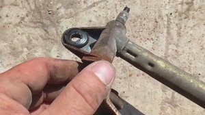 Почему останавливается дворники. Ремонт трапеции дворников