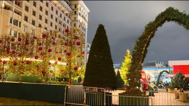 🎄Ранняя праздничная магия Москвы 2026 ночная прогулка по огням столицы✨🌙 смотреть онлайн