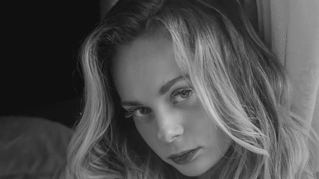 EMO - Wait For May смотреть онлайн