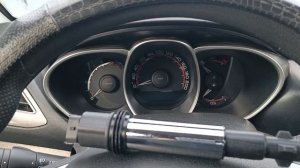 Lada Vesta: упала мощность, горит чек, троит движок и холостые, не работает круиз. Меняю катушки!