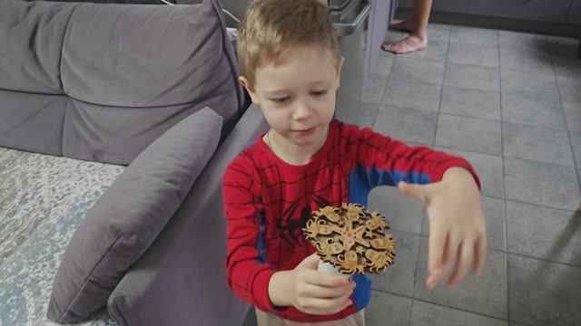 Типичный выходной / 4 часа в очереди (11.25)