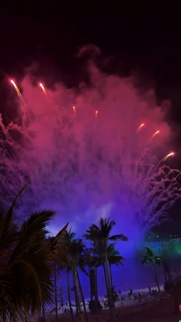 Тут самый долгий ежедневный салют в мире