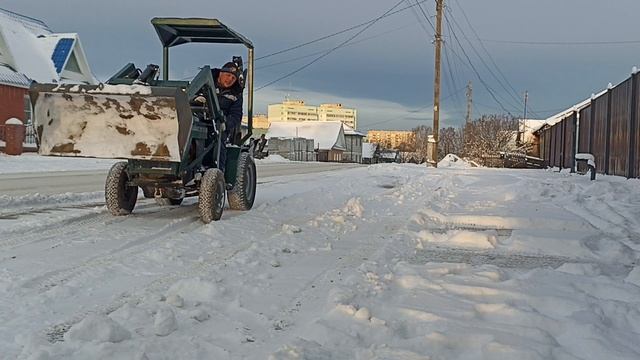 САМОДЕЛЬНЫЙ МИНИТРАКТОР. смотреть онлайн