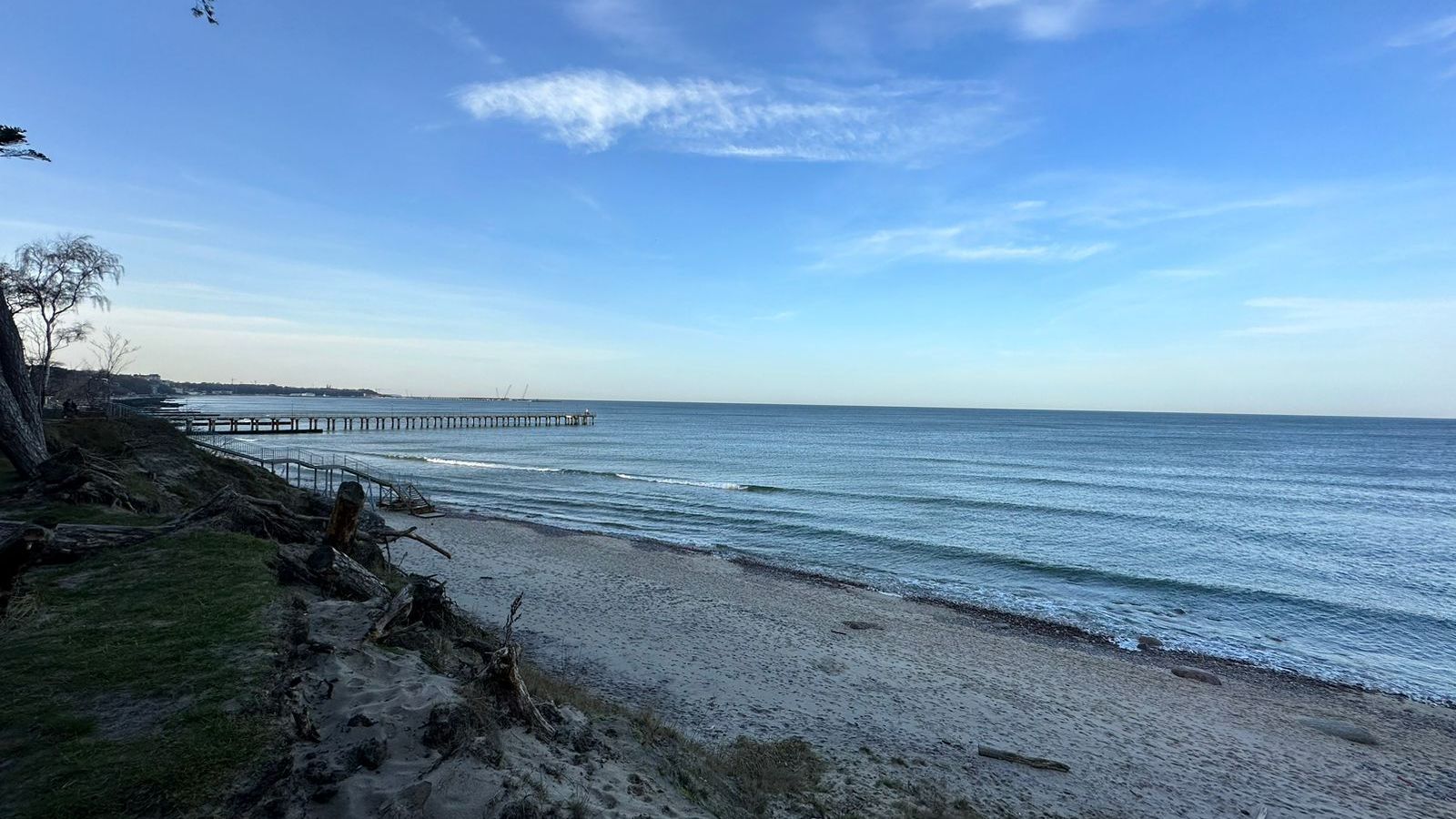 Пионерский, улица Гагарина, 13, трехкомнатная квартира