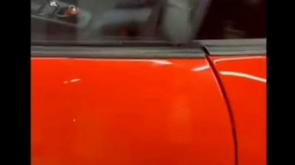 Оригинальные доводчики дверей PORSCHE 911(992). Porsche-upgrade.ru