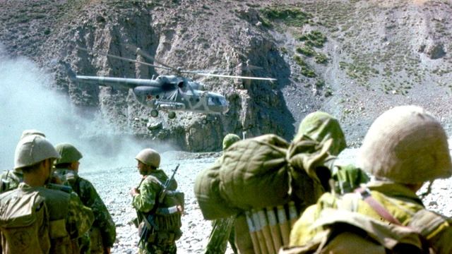 Я УХОЖУ🎸(Армейская песня под гитару)🎸🎸🎸 смотреть онлайн