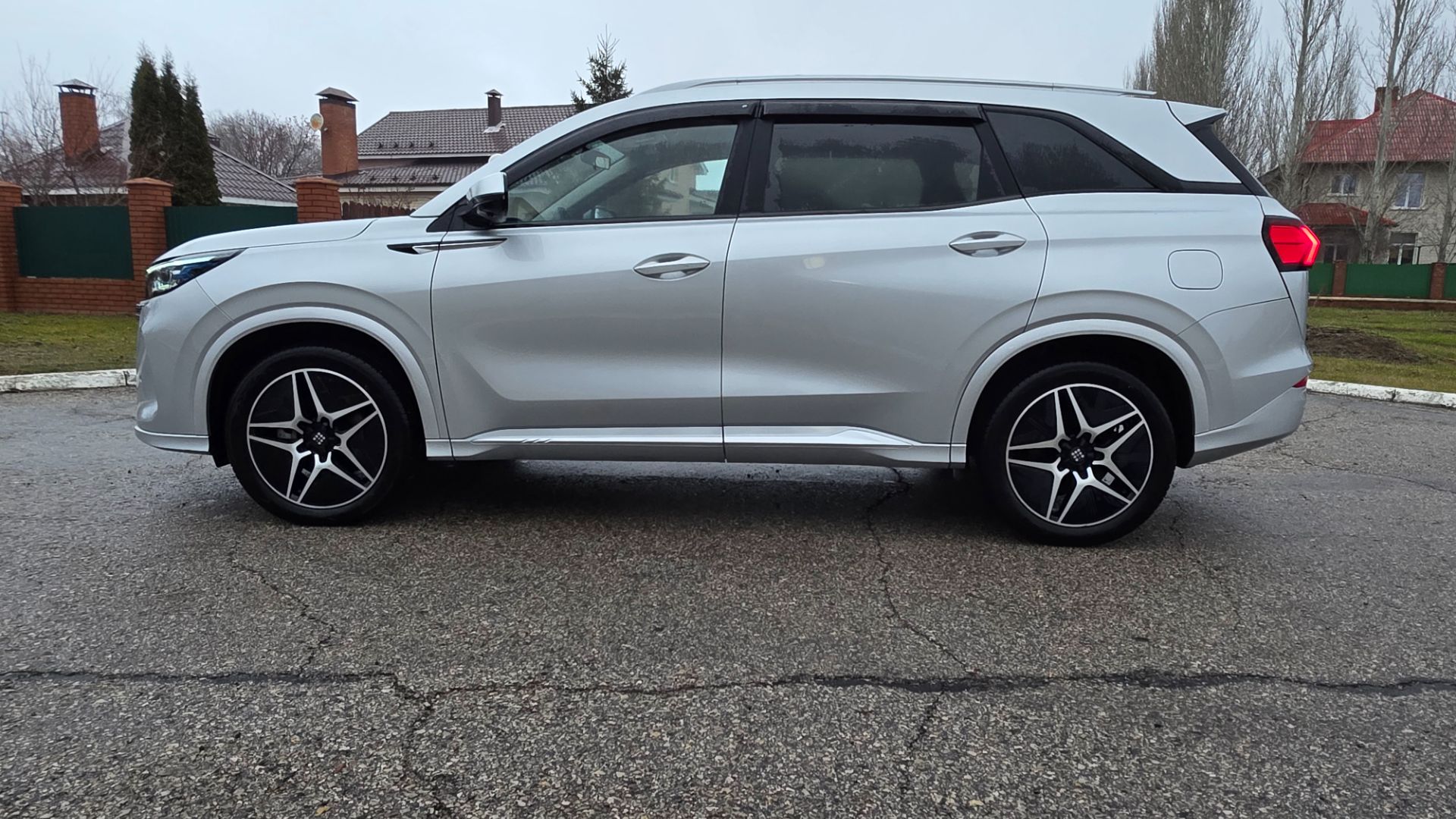 Evolute I-space 2024  с пробегом. Цена 2550тр