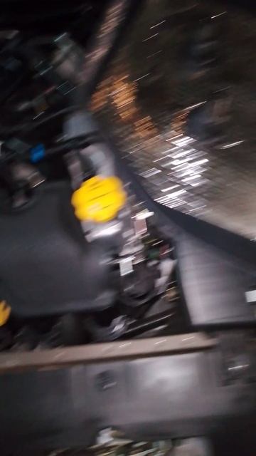 Снял крышку -экран двигателя Веста смотреть онлайн