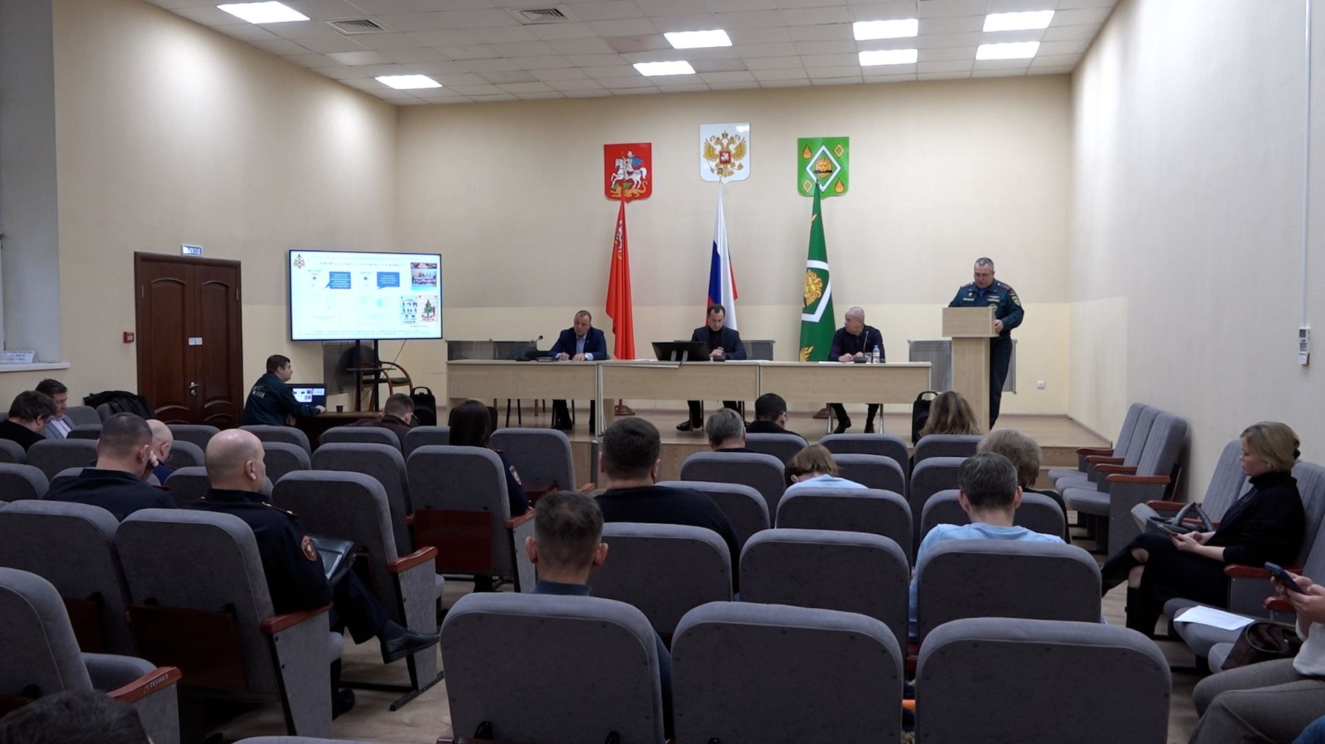 В Пушкино повели два заседания комиссий при участии заместителя главы округа Юрия Гордеева смотреть онлайн