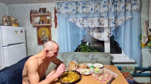 В деревне запахло Жареной Картошкой с Салом,Жизнь простой семьи