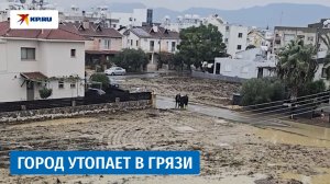 Шторм «Байрон» затопил улицы столицы Кипра