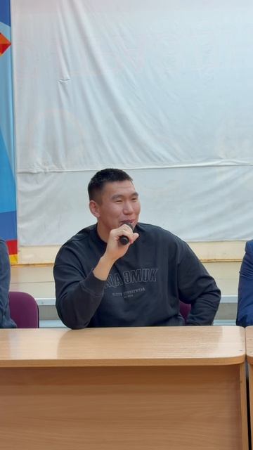 Борис Сдвижковы кытта көрсүһүү