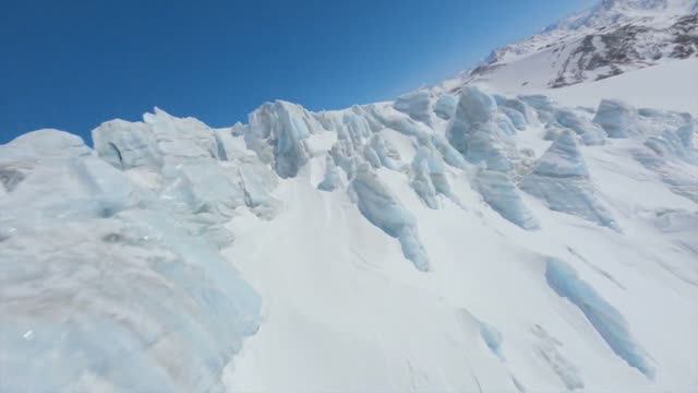 Elbrus - Cinematic FPV