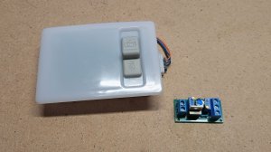 Плавный розжиг и затухание плафона Нива Тревел.