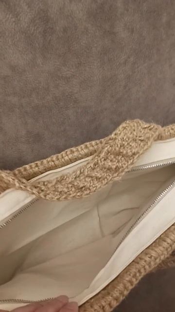 Сумка из джута готова, появилась хозяйка и улетает в Египет