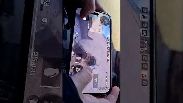 как мой друг играет в Standoff 2