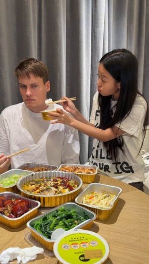 ОХ УЖ ЭТИ КИТАЯНКИ