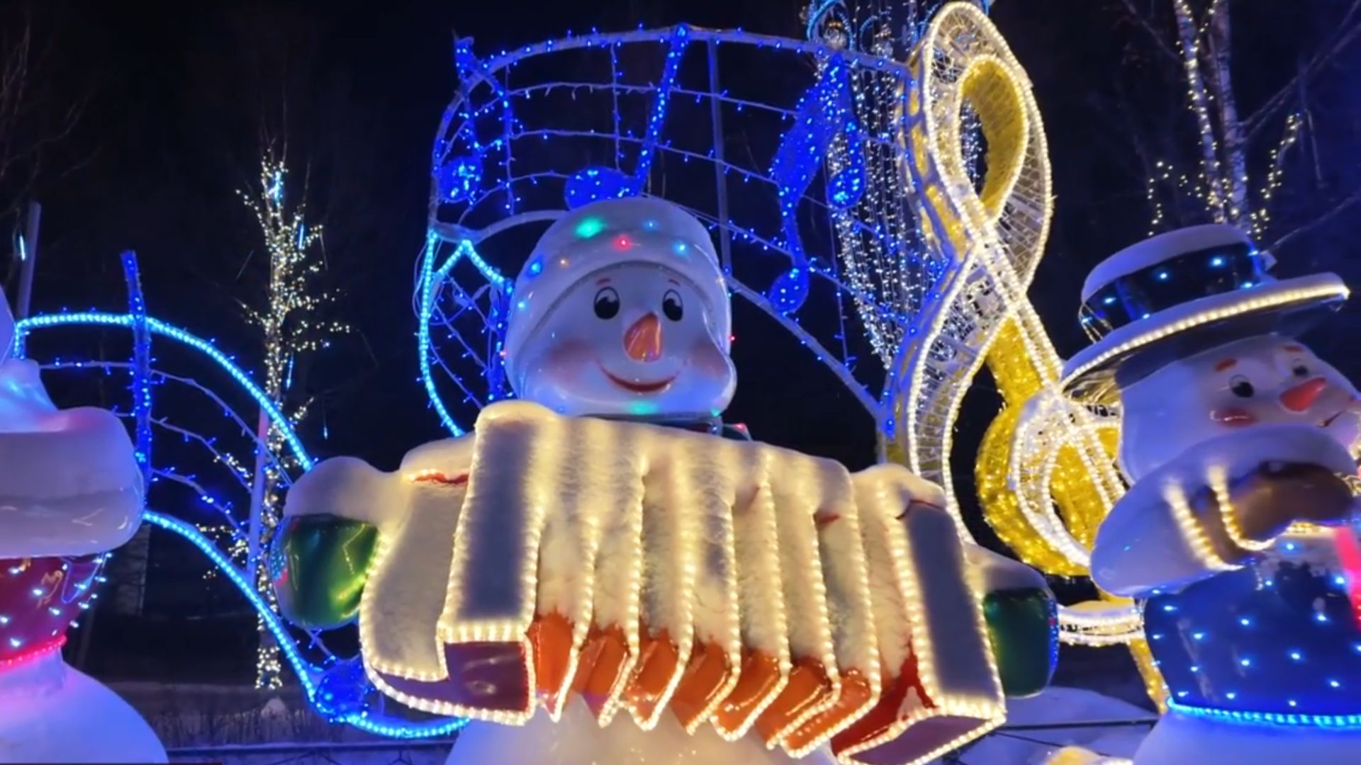 Хасынский муниципальный округ активно готовится к встрече Нового года смотреть онлайн