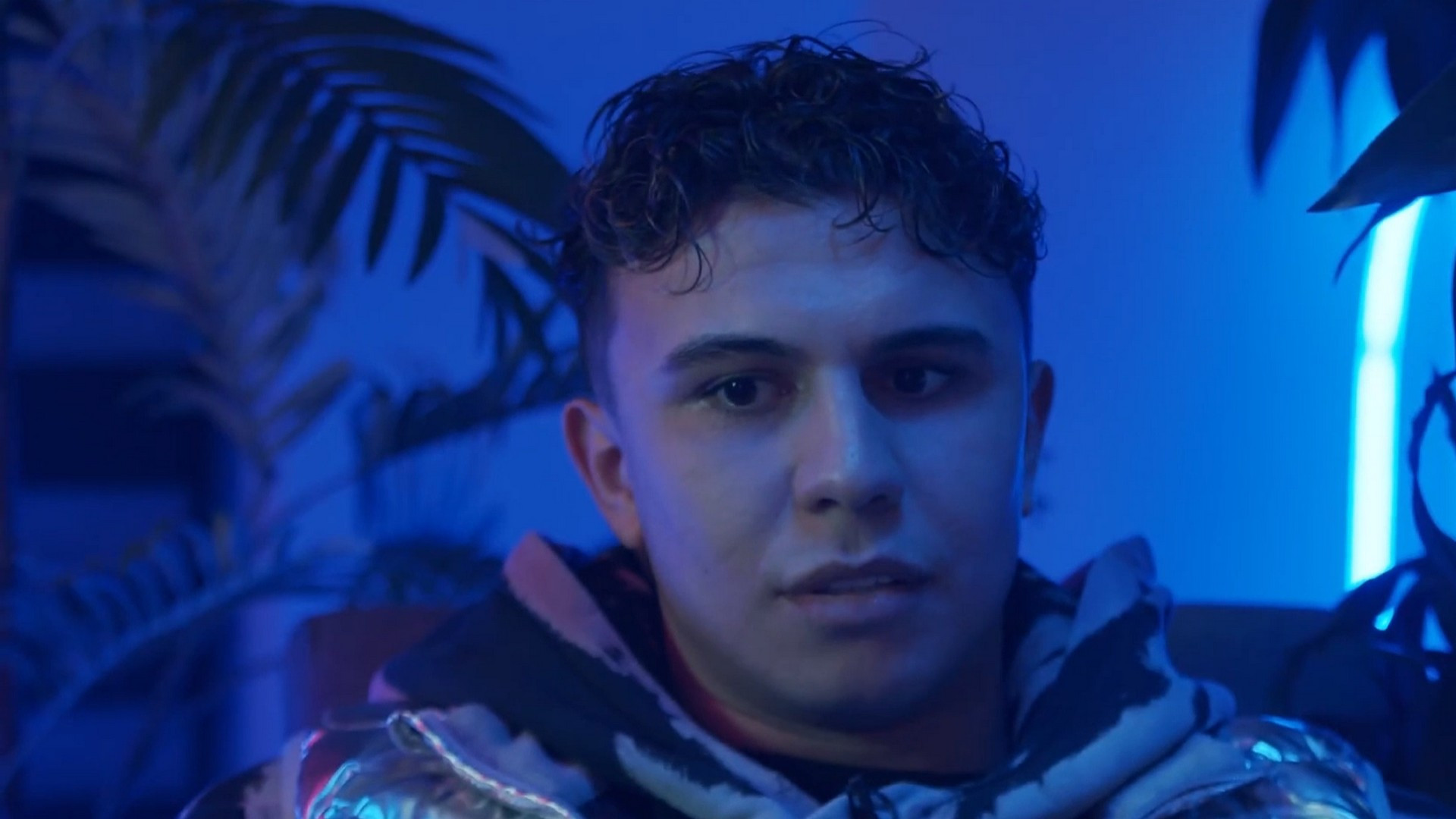 Сходка, 1 сезон, 2 выпуск смотреть онлайн