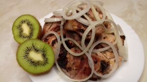 Сочный шашлык с маринадом из киви, мясо маринуется всего за полчаса
