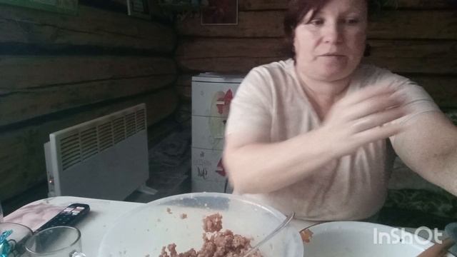 11-12-2025. Жизнь в деревне.Нас заваливает снегом.Решили в зало сделать перестановку. смотреть онлайн